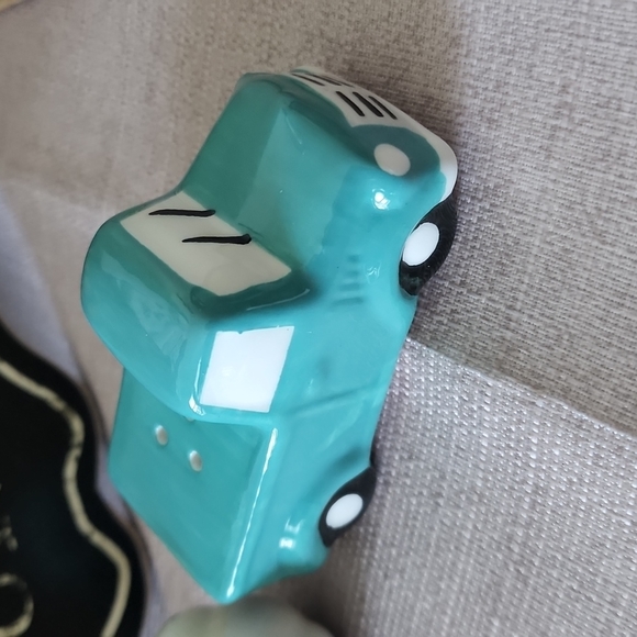 Fall salt and pepper shakers - Picture 4 of 5